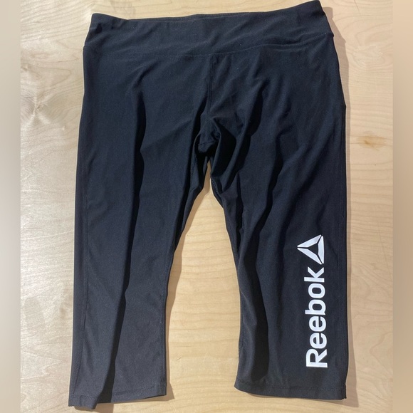 Reebok Black Workout Capris 2X (NH) - Picture 3 of 8